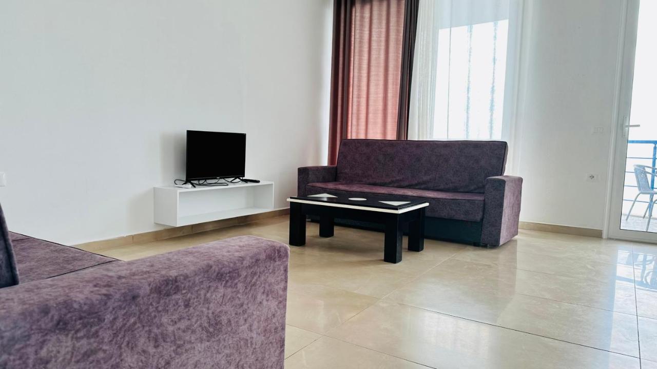 Jico Travel - Villa Colombo Vlorë Exteriör bild