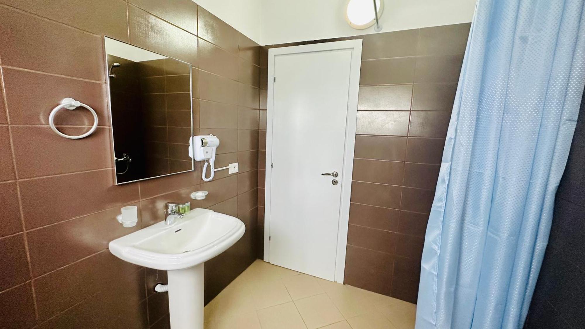 Jico Travel - Villa Colombo Vlorë Exteriör bild